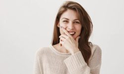 10 научных способов поднять настроение без сахара и кофе