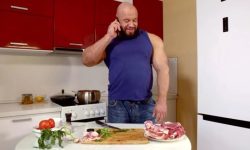 От арахисовой пасты до стейка: самые калорийные продукты для быстрого роста мышц